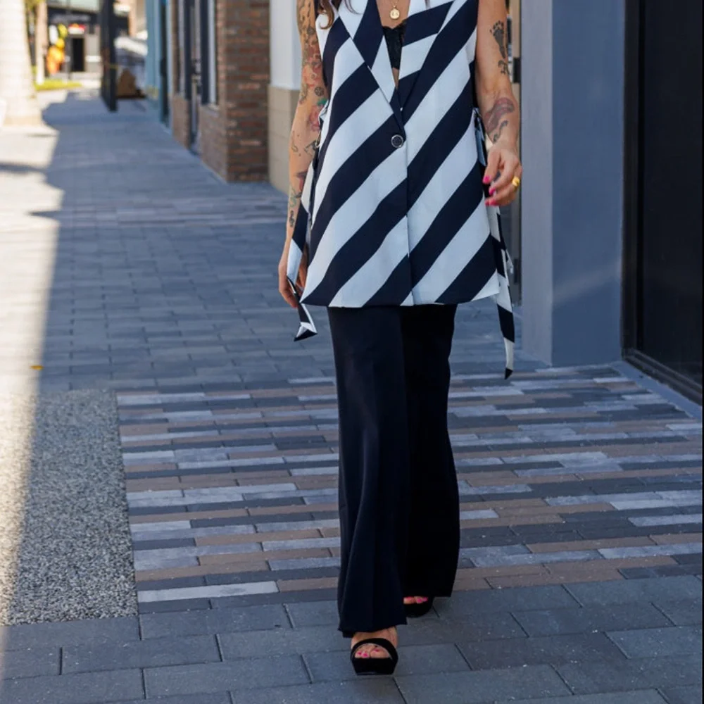 Classic Black Wide Pants - Picture 1 of 3